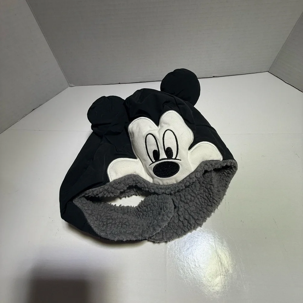 Baby Gap toddler Black and Gray Mickey Mouse Hat